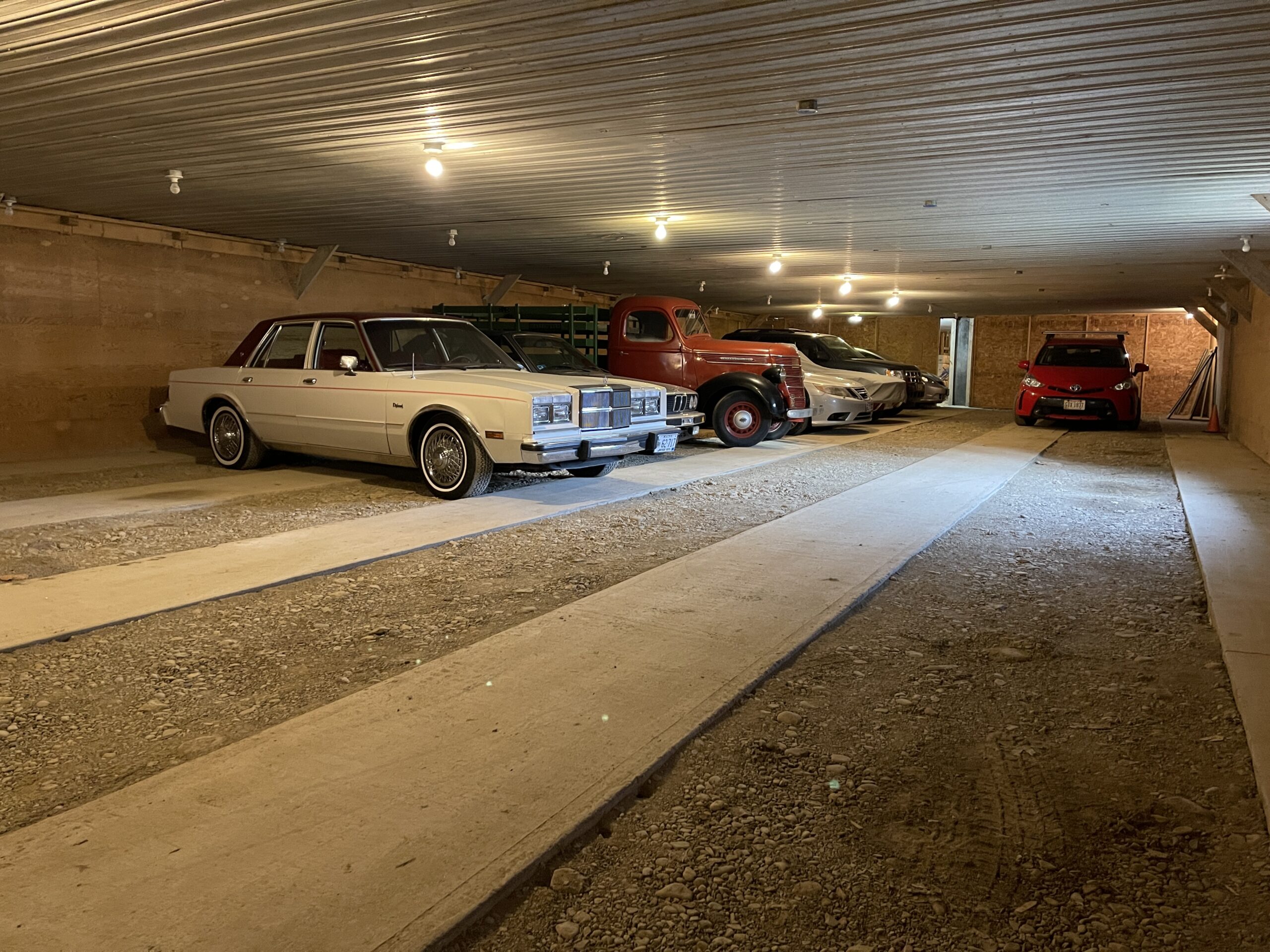 Seasonal Storage - Image 8